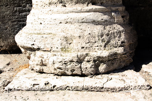 Base of Colosseum pillars