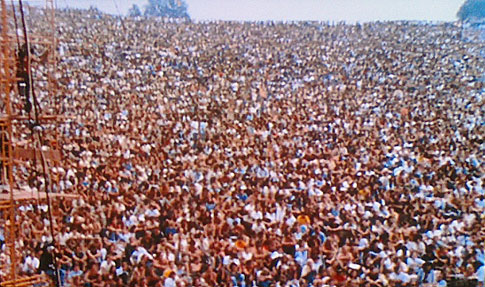 Crowd of approximately 400,000 attended Woodstock