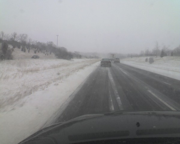 Driving improving slightly in NE Ohio but temp down to 12F. on TwitPic