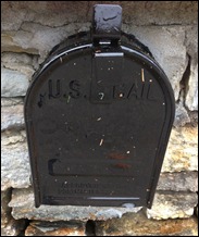 mailboxpaintandleaves121026