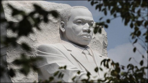 800_mlk_washington_memorial_ap_110822