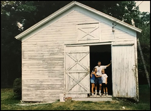 RKT_GrannyHowardsBarn1996